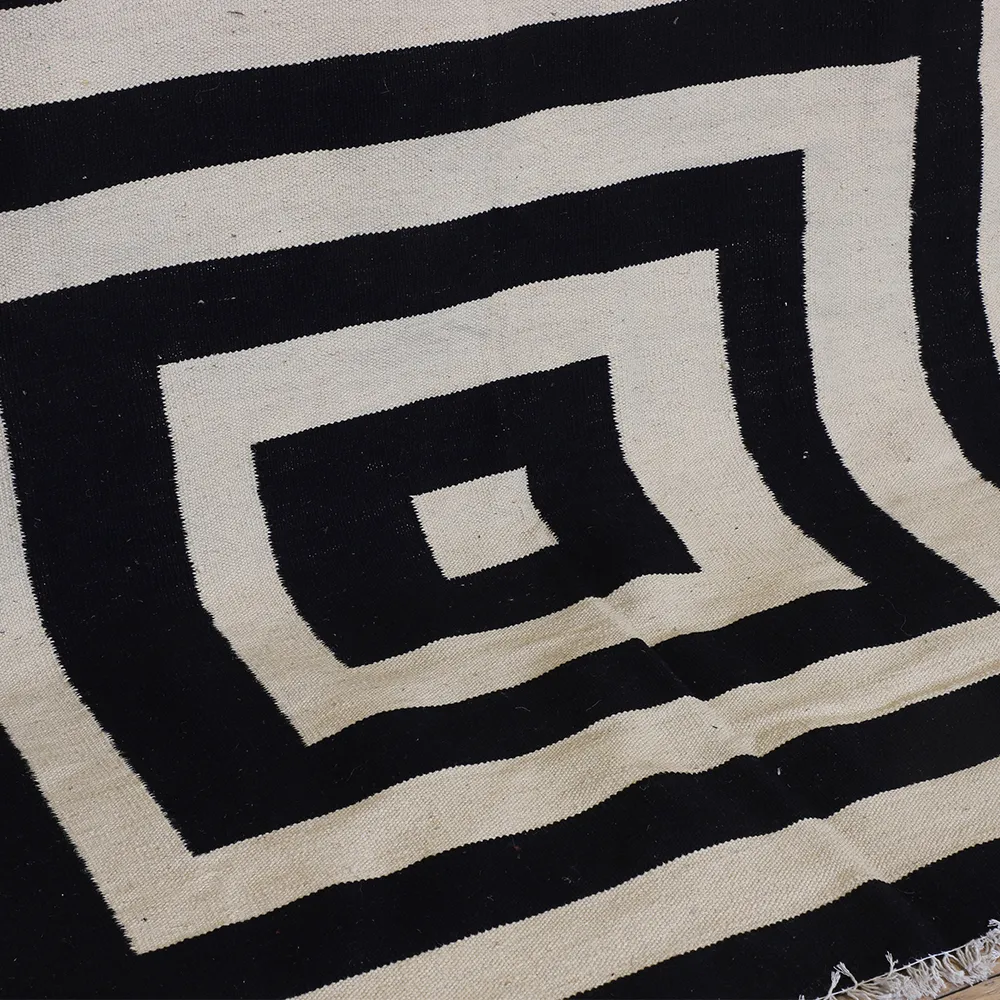 Rug's and Kilim Handwoven Concentric Geometric Scandinavian Wool Rug - Image 4