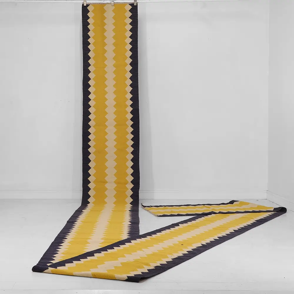Rug's and Kilim Handwoven Zigzag Scandinavian Flatweave Wool Runner Rug - Image 2