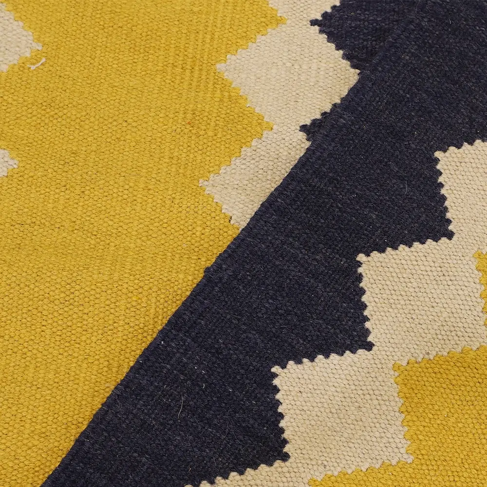 Rug's and Kilim Handwoven Zigzag Scandinavian Flatweave Wool Runner Rug - Image 3