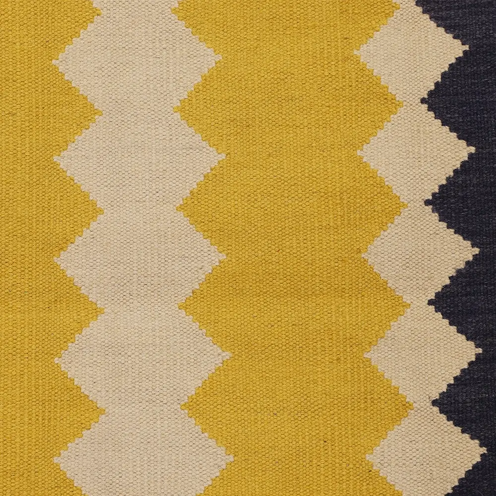Rug's and Kilim Handwoven Zigzag Scandinavian Flatweave Wool Runner Rug - Image 4